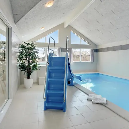Holiday home Cozy In Glesborg With Sauna