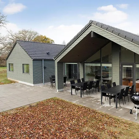 Hébergement de vacances Cozy In Glesborg With Sauna *