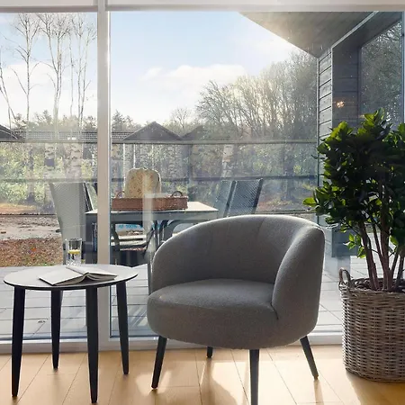 Cozy In Glesborg With Sauna Glesborg